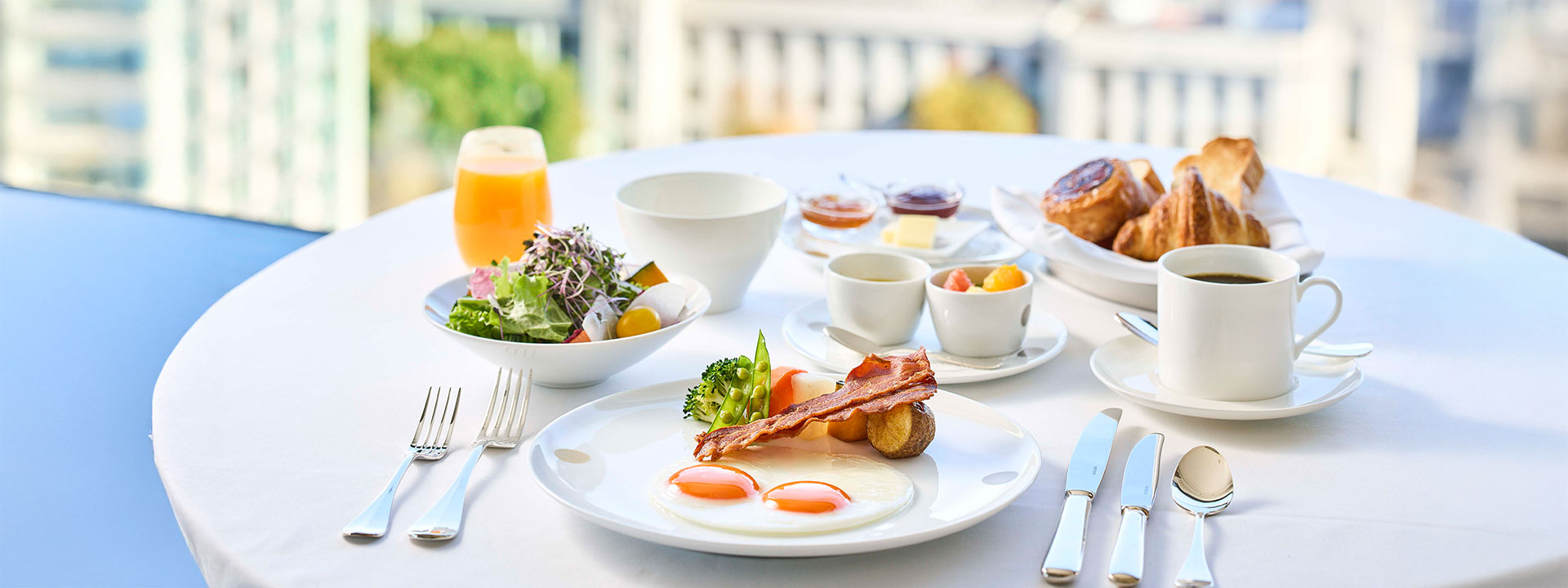 ルームサービス　ブレックファースト