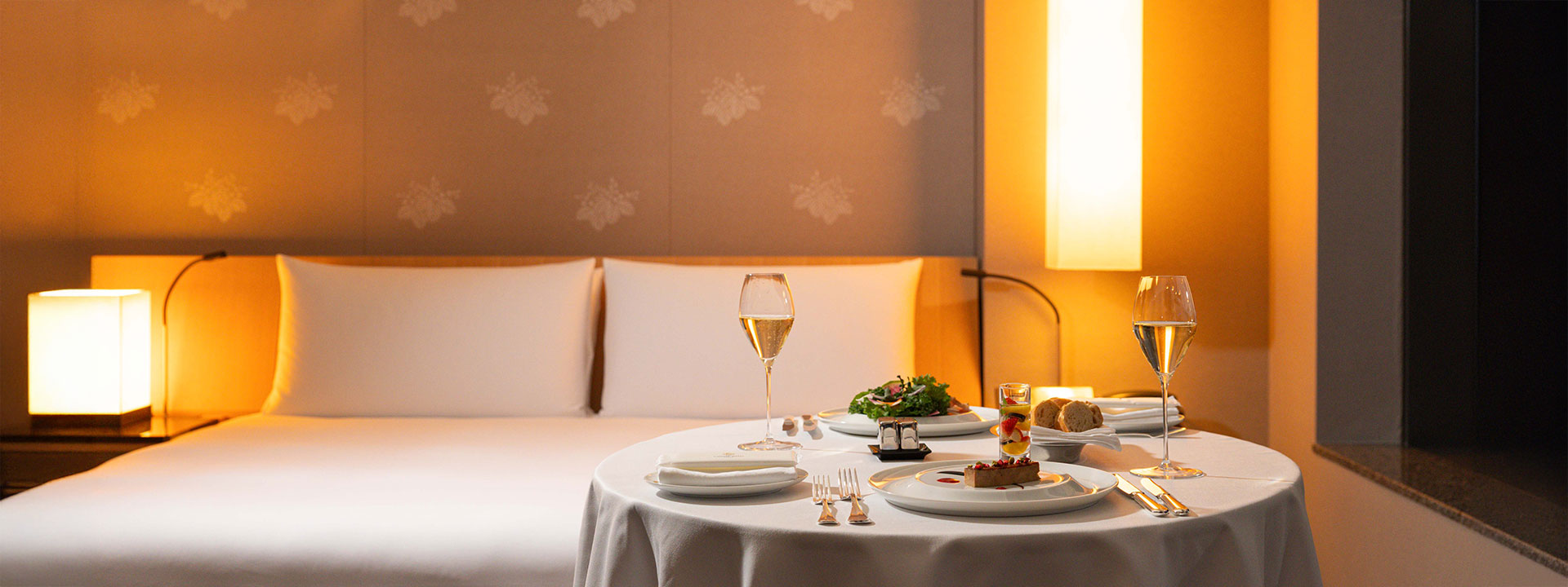 ルームサービス　ランチ＆ディナー