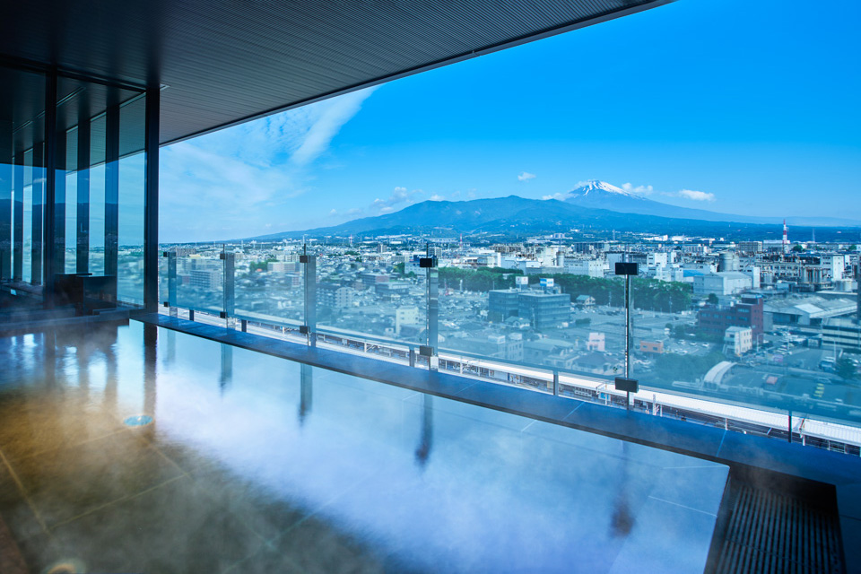 地上60mからの絶景 「富士の湯」